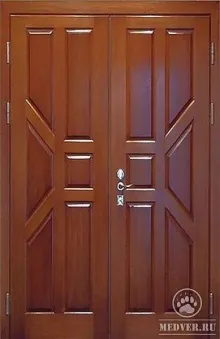 Двухстворчатая дверь в квартиру-107
