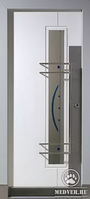 Входная белая дверь-10