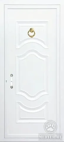 Входная белая дверь-17